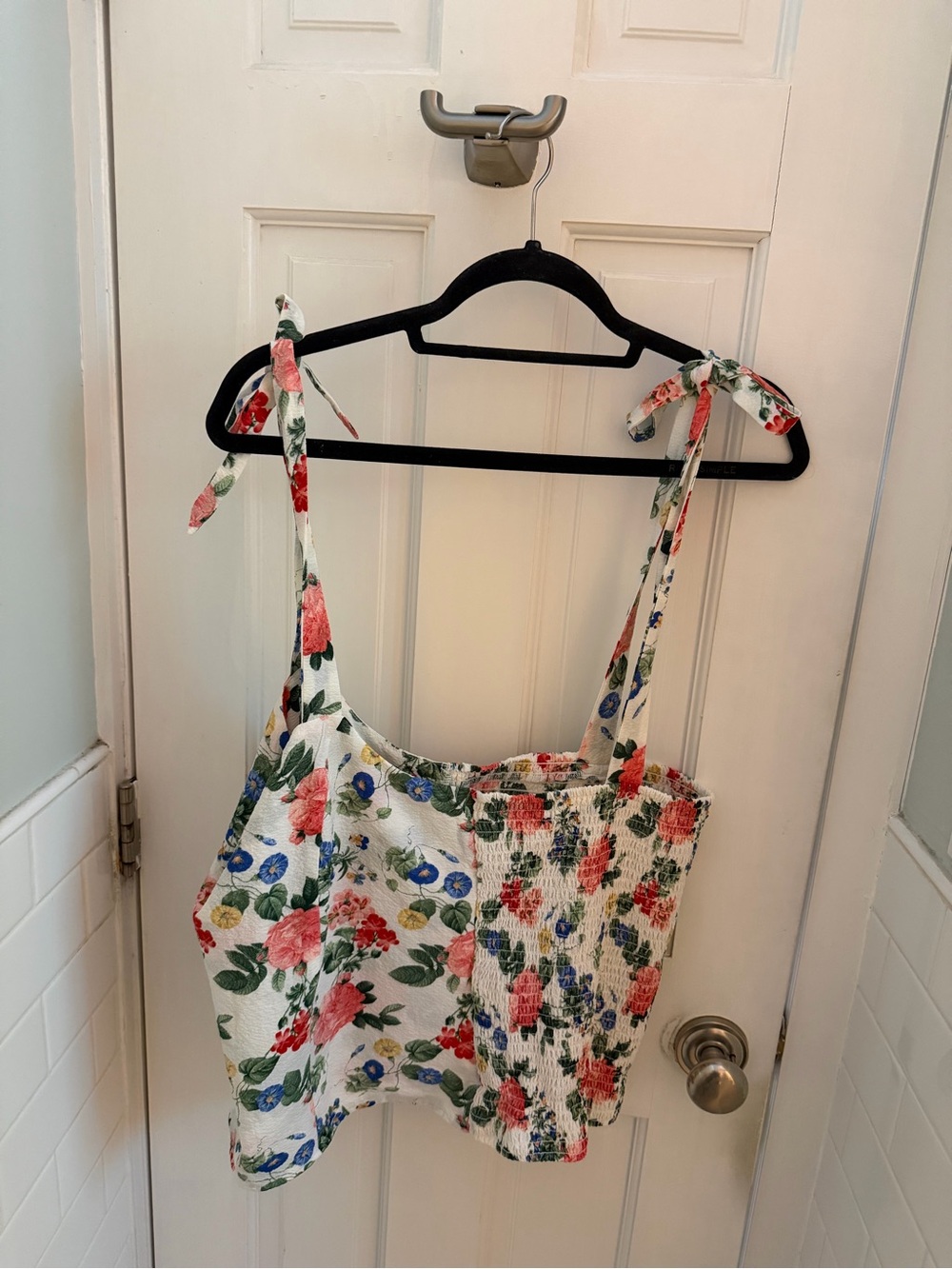 Old Navy Floral Tie-Shoulder Smocked Crop Top - SZ XL
